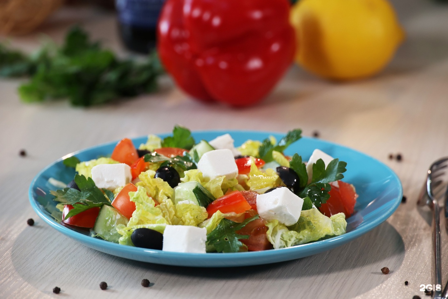 Овощной салат Цезарь с фетой