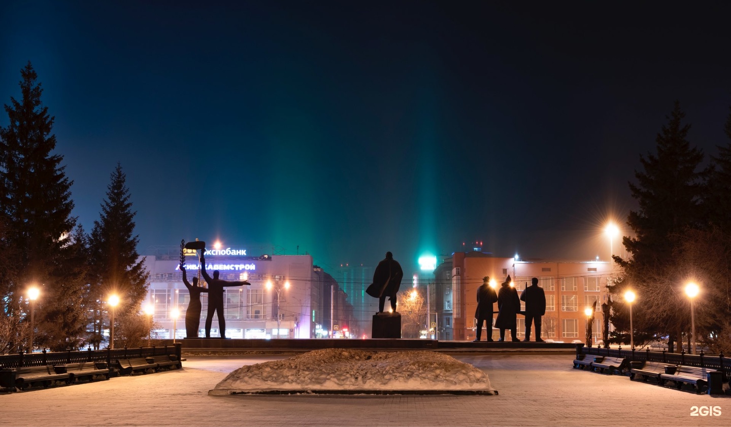 Площадь Ленина Новосибирск ночью