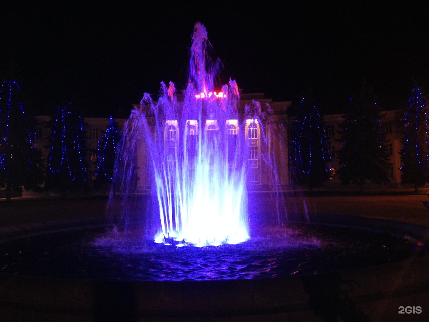 Парк Победы Новокуйбышевск фонтан