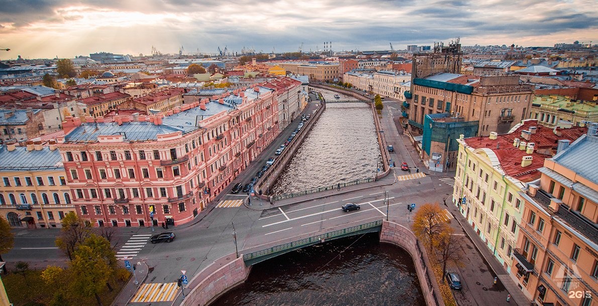 Фонарные бани санкт петербург. Фонарный мост в Санкт-Петербурге. Набережная реки мойки 82. Наб реки мойки 82 Санкт-Петербург. Набережная реки мойки фонарный мост.