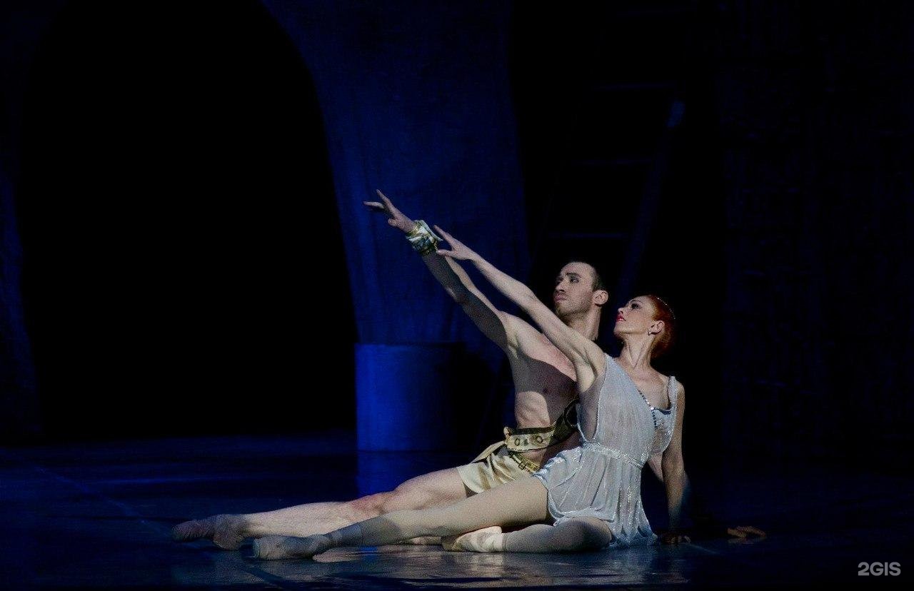 золушка/гаткб н. балет касаткиной и васильева. театр классического балета касаткиной и василёва. касаткиной и в василёва. балет касаткиной и василева.