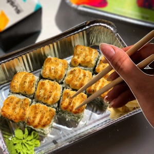 Фото от владельца SushiBOX, служба доставки