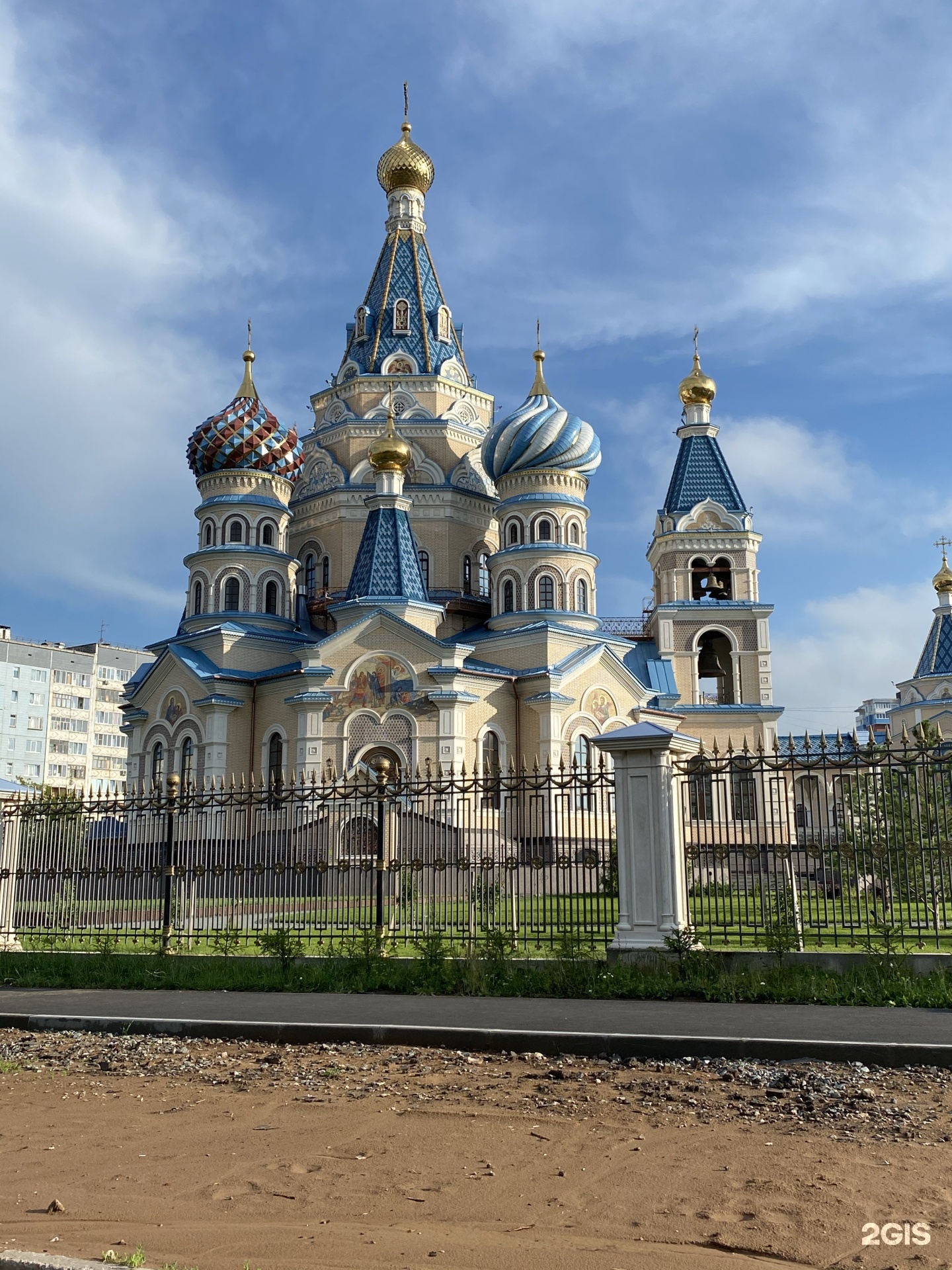 Храм иверской иконы божией ижевск. Иверский храм Ижевск. Храм Иверской иконы Божией матери. Церковь Иверской иконы Божией матери в Барнауле. Храм Иверской иконы Божией матери Новокузнецк.