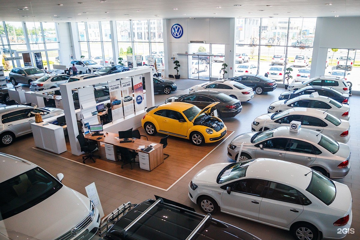 Автомобили краснодар автосалоны. Автосалоны на Дзержинского в Краснодаре. Автосалон китайских автомобилей в Краснодаре. Город Краснодар автосалон. Китай авто Краснодар.