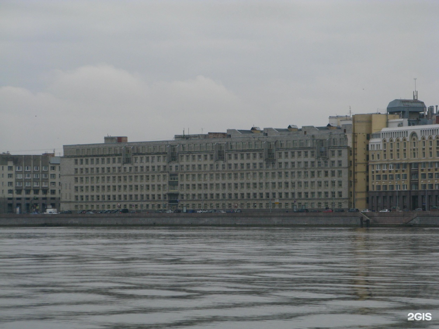 Управление северо западного округа санкт петербурга. Воскресенская набережная Санкт-Петербург. Потемкинская улица. Набережная Робеспьера Санкт-Петербург. Потёмкинская улица Петербург.