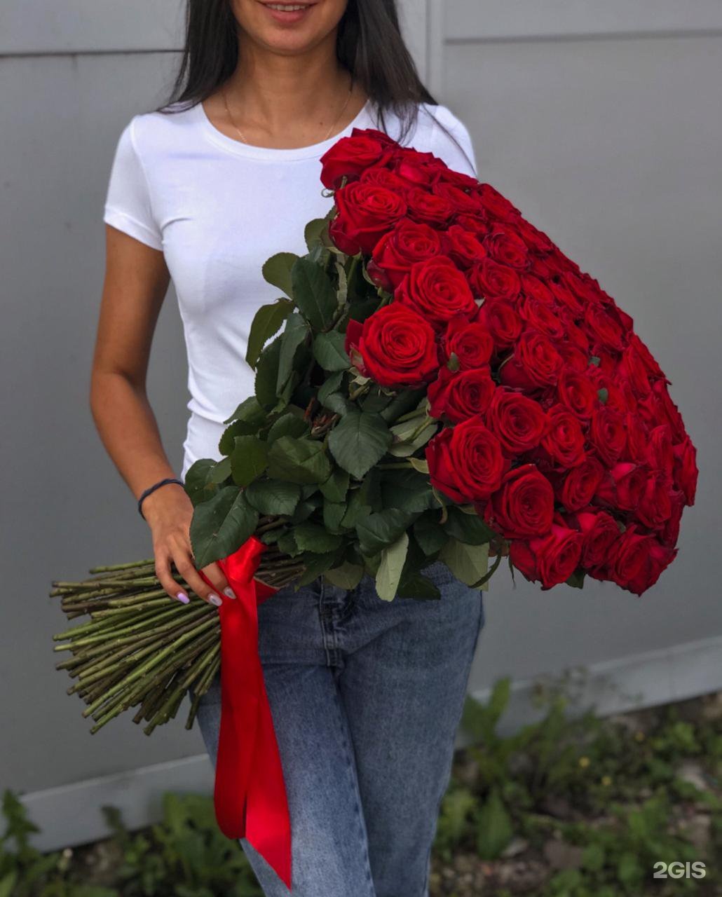 Фловер 124 на молокова был такой магазин с цветами. Фловерс 124 красноярск. Букет 51 малиновый пион. Цветы 124. Цветы 124.