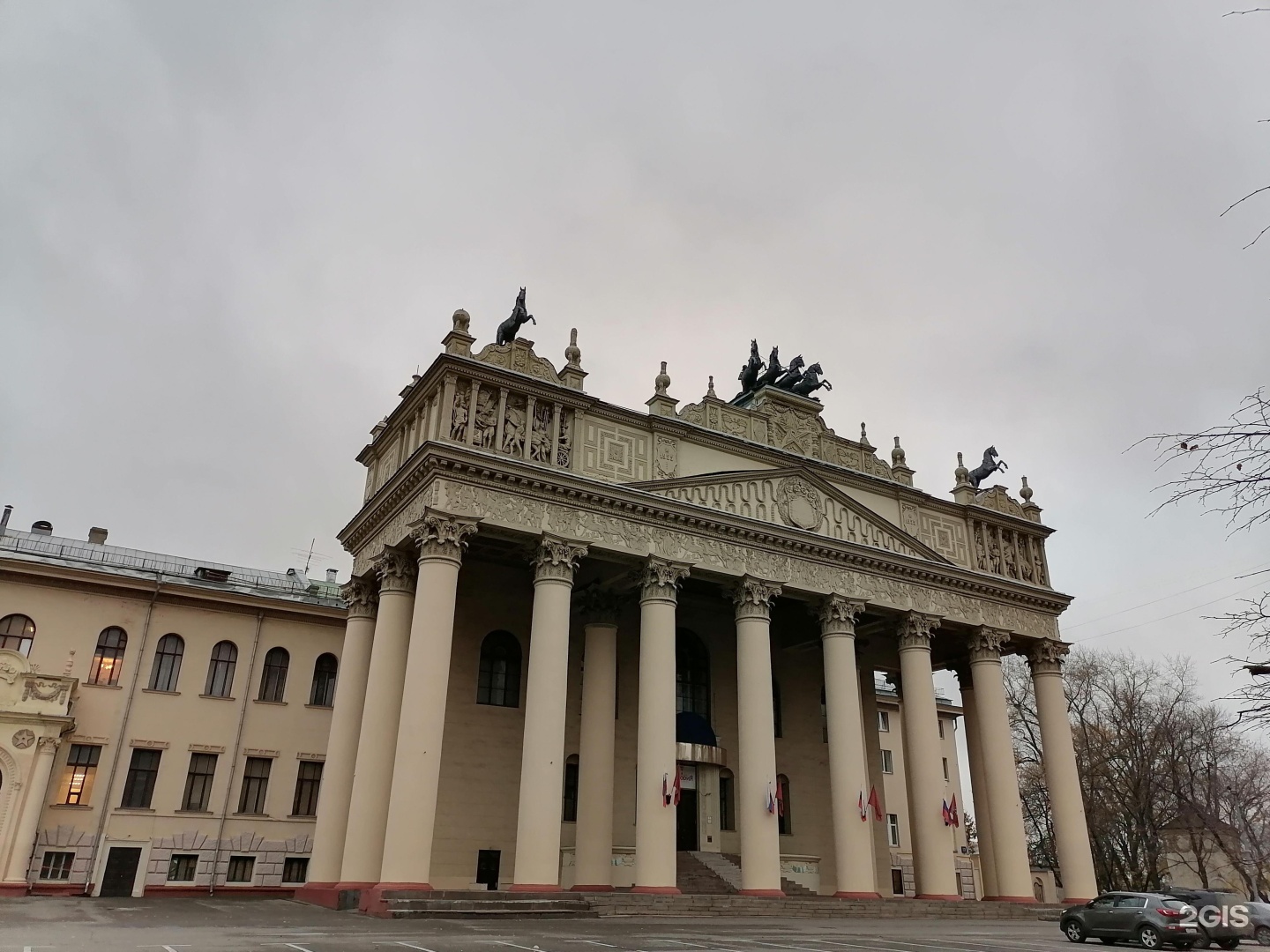 Центральный московский ипподром. Центральный московский ипподром. Ипподром улица. Ипподром улица. Ипподром соревнования 20 красноярск.