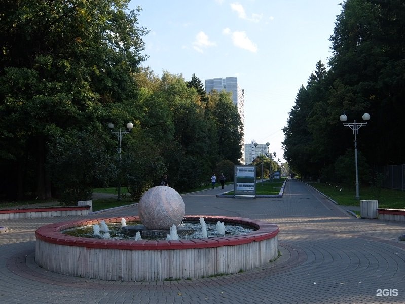 Троицк новая москва. Троицк наукоград. Троицк Москва науко город. Троицк Московская область парк. Троицк сиреневый бульвар памятник.