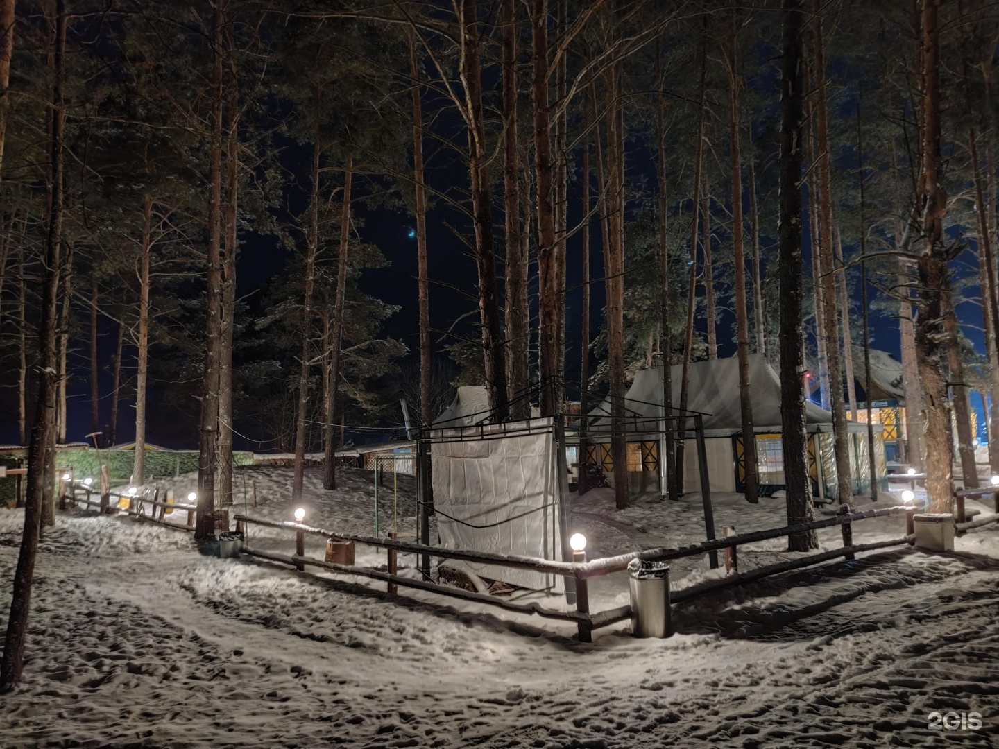 Старый мельник рязань. Старый Мельник Рязань Солотча. Кафе старый Мельник Солотча. Кафе старый Мельник Рязань Солотча. Кафе лесок Солотча Рязань.