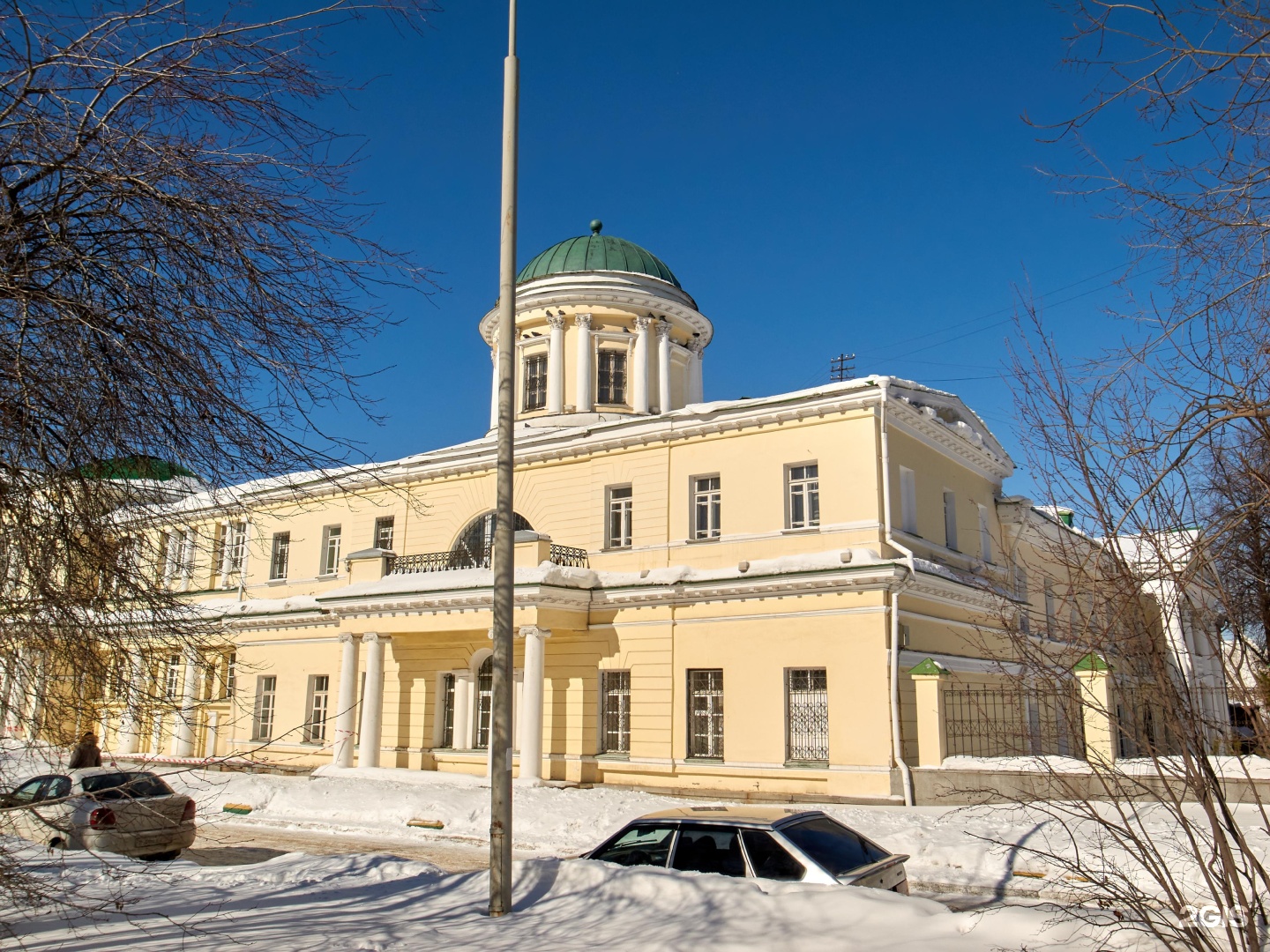 Городской дворец детского творчества. Карла Либкнехта 44 Екатеринбург дворец пионеров. Дворец одаренности и технологии Екатеринбург. Карла Либкнехта 44 Екатеринбург одаренность. Обсерватория Воронеж дворец творчества детей и молодежи.