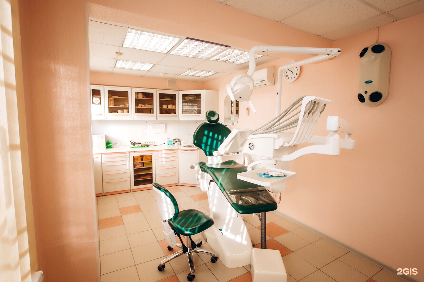 Стоматологический центр великие