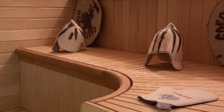 Хоста: Отель Золотой лотос