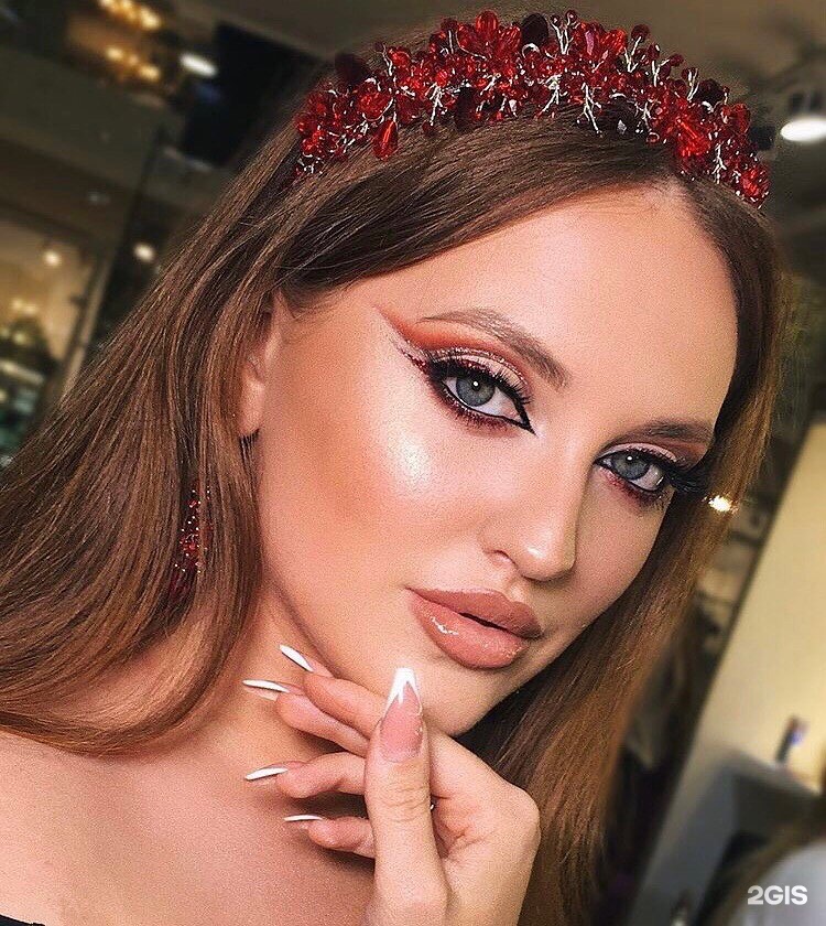 Визажист москва. Яна Беляева визажист. Beauty Mark Реутов. Лилия салон красоты Щелково. Реутов салон Лилия владелец.