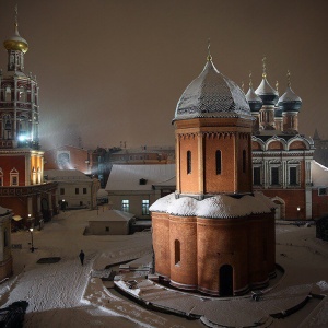 Фото от владельца Экскурсионно-паломническая служба, Высоко-Петровский мужской монастырь