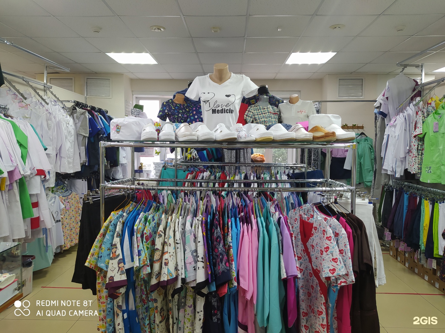 Калифорния джинс южно-сахалинск. Одежда южно сахалинск. Магазин женской верхней одежды южно сахалинск. Заказать мужскую одежду с южно-сахалинска. Магазины одежды южно-сахалинске.