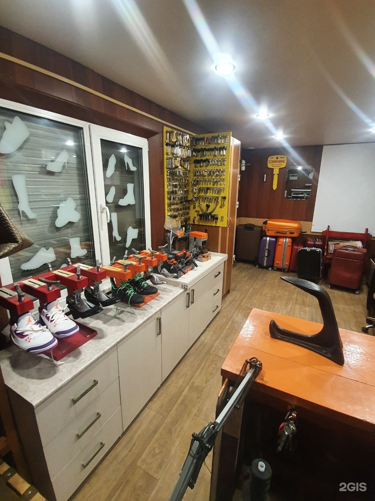 Мастерская читы. Новобульварная 167 чита. Workshop читы. Улица чкалова 147, (цоколь, тц мона лиза). Селезнев предприниматель чита.