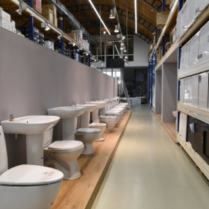 Фото от владельца Сантехмарт, магазин сантехники и мебели для ванных комнат
