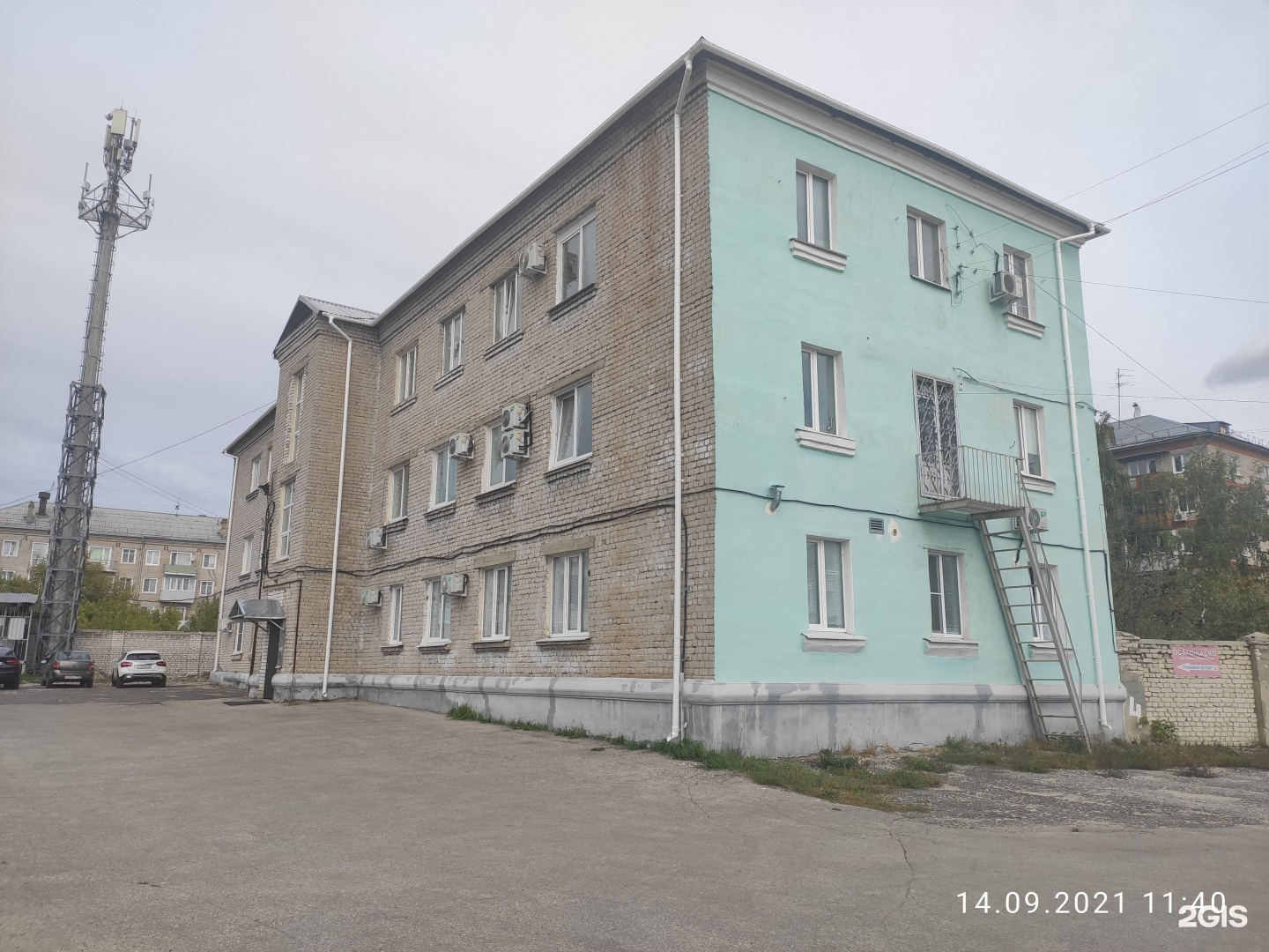 Капучинский. Суворовский проспект дом 2. Суворовский 43-45. Суворовская 43. Суворовская 43.