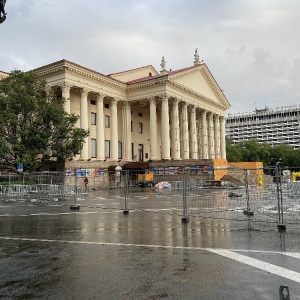 Фото от владельца Зимний театр