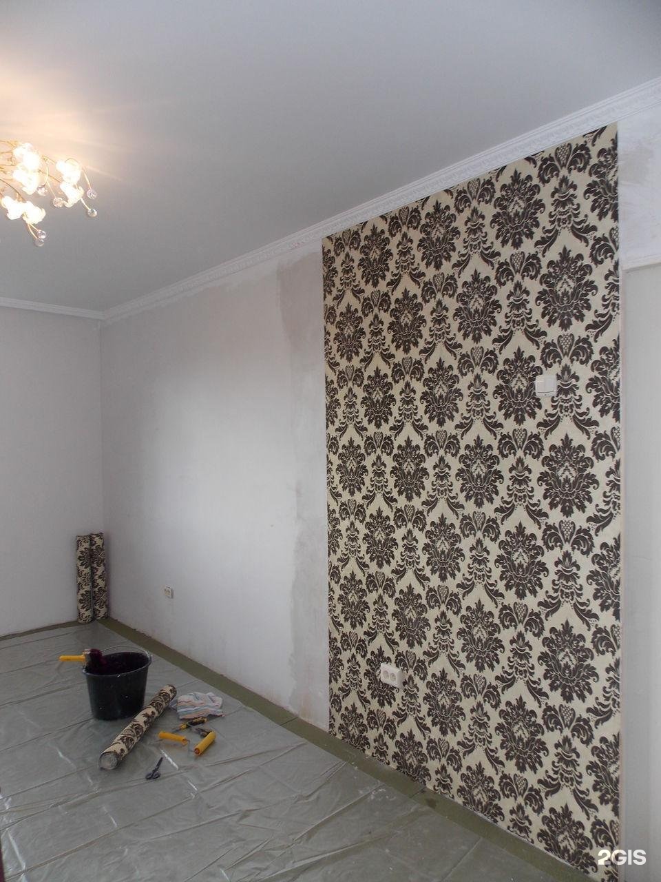 оклейка комнат обоями. оклейка комнат обоями. обои компаньоны в интерьере. расцветки обоев для зала. обои настенные.