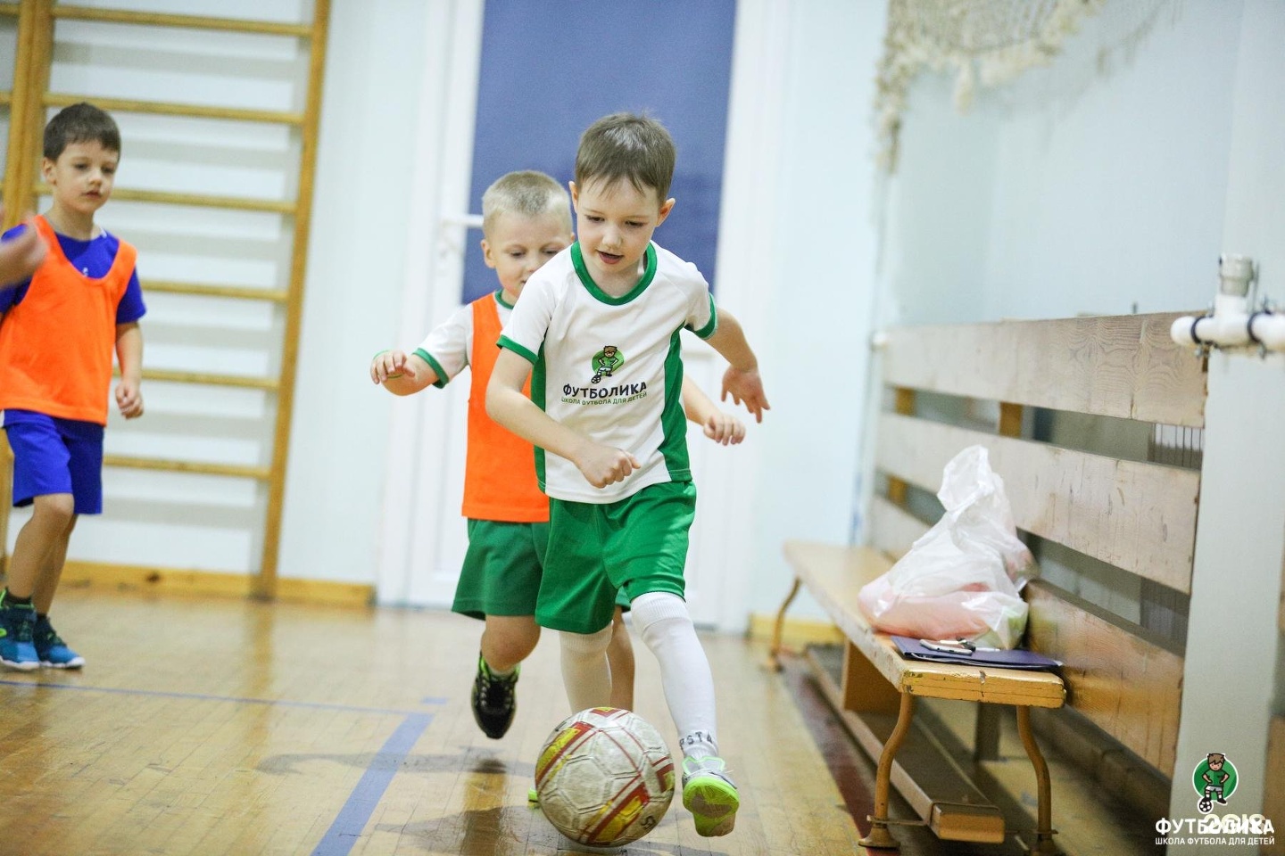 Детская школа футбола Кострома. Баннер футбольной школы. Футбольные школы санкт петербурга