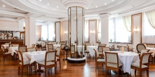 Рогозинино: Отель Теплеево Резорт