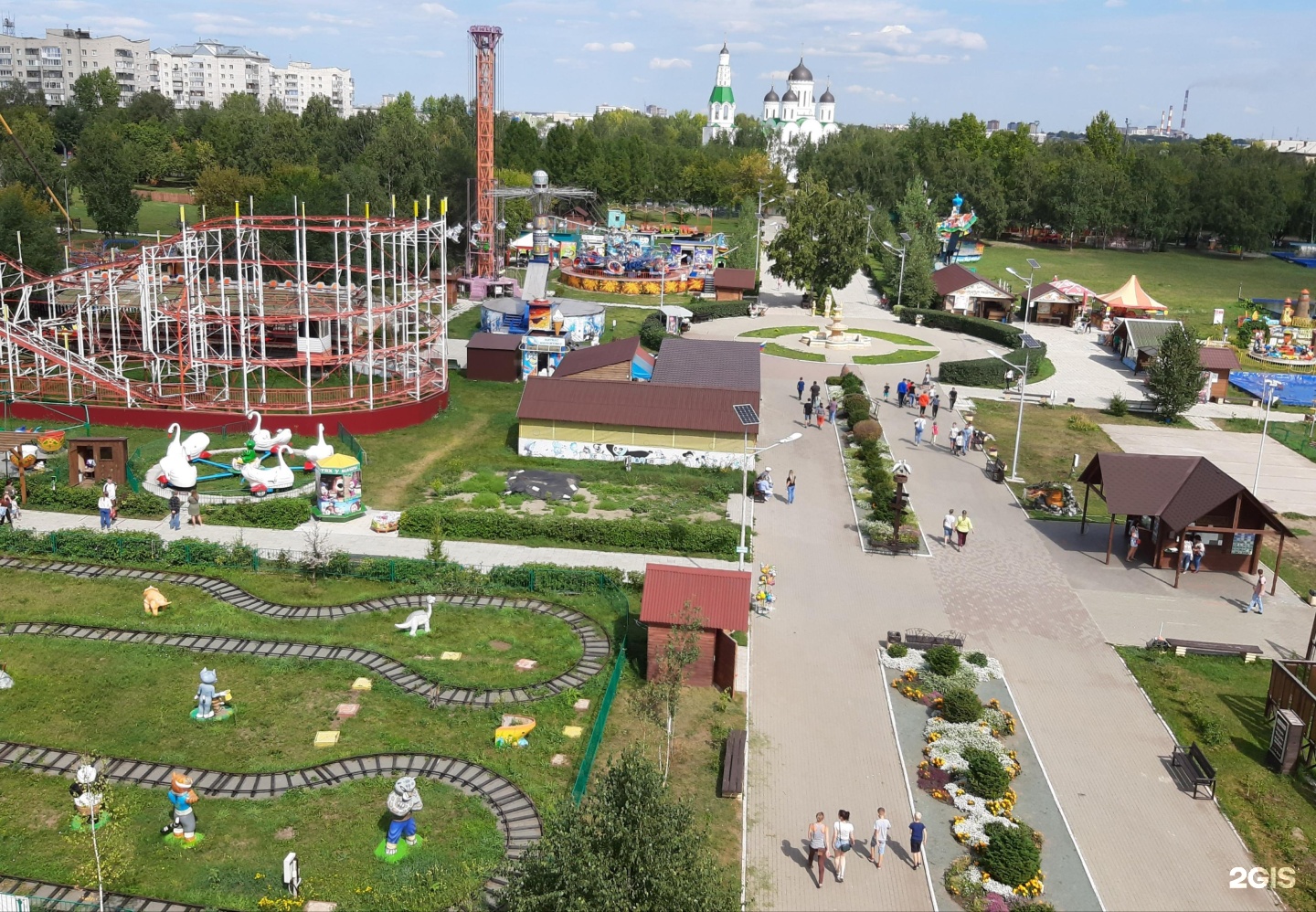 Аттракционы в парке Арлекино Барнаул