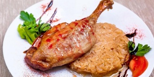 Полотняный Завод: Отель Гончаровъ