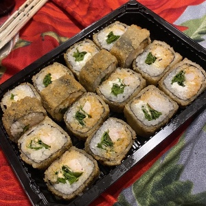 Фото от владельца SUSHI HOLL, ресторан доставки японской кухни