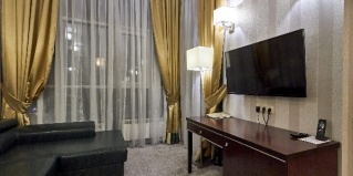 Саратов: Отель Пионер люкс