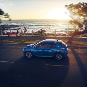 Фото от владельца Peugeot, автосалон