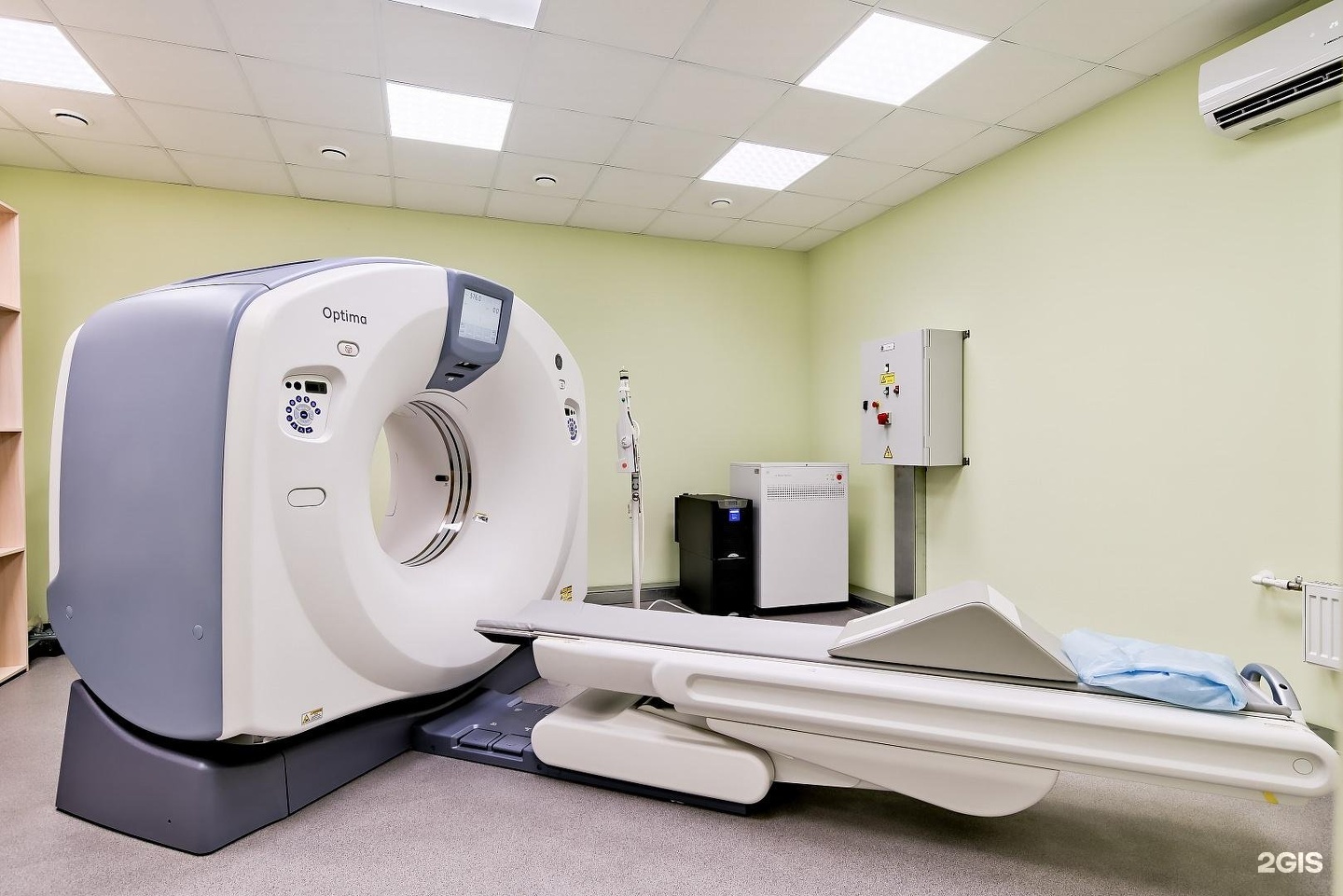 Диагностика ленинский проспект. Optima CT 660 томограф. Компьютерный томограф ge Optima ct520. Ge Optima ct540. Ge Optima ct660