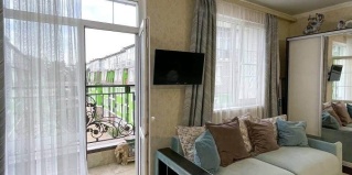 Сириус: Отель Артлайт