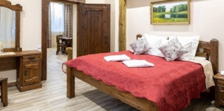 Большая Тросна: Коттедж Слобода