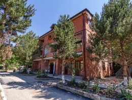 Отель Aton family hotel в Джубге