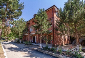 Отель Aton family hotel в Джубге
