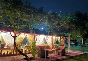 Отель Tes Hotel в Оше