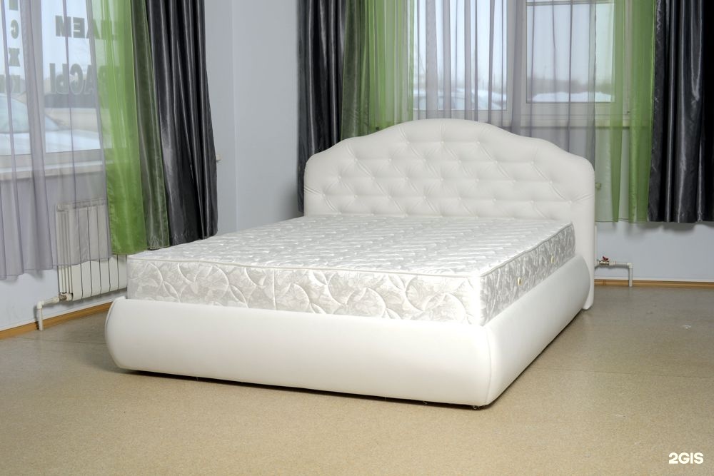 Купить кровать от производителя новосибирск. Кровать евро. Красивые кровати полуторки. Кровать мягкая евро. Полуторные кровати в Асконе.