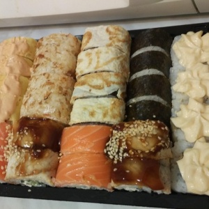 Фото от владельца Сакура Суши, компания по продаже и доставке блюд японской кухни