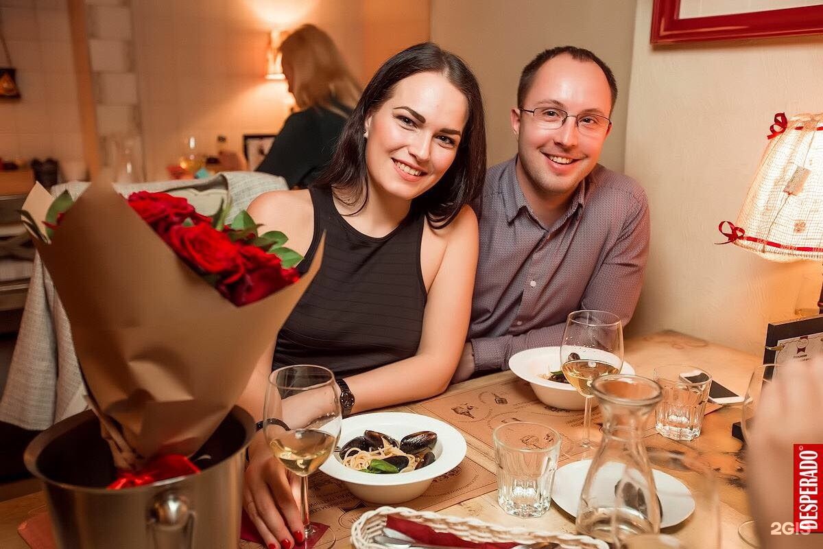 Б супруги открыли семейный отель. Семейный ресторан в Новосибирске.