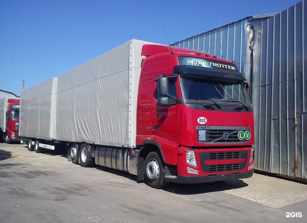 Стоимость перевозки 20 тонн груза. Volvo FH 120 кубов. Вольво Тандем 120 кубов. Volvo паровоз 120 кубов. Еврофура Мерседес 20 тонн.