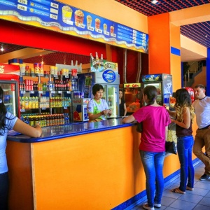 улица шакена айманова астана. шакен айманов кинотеатр. кинотеатр айманова павлодар. кинотеатр павлодар фото. улица шакена айманова астана.