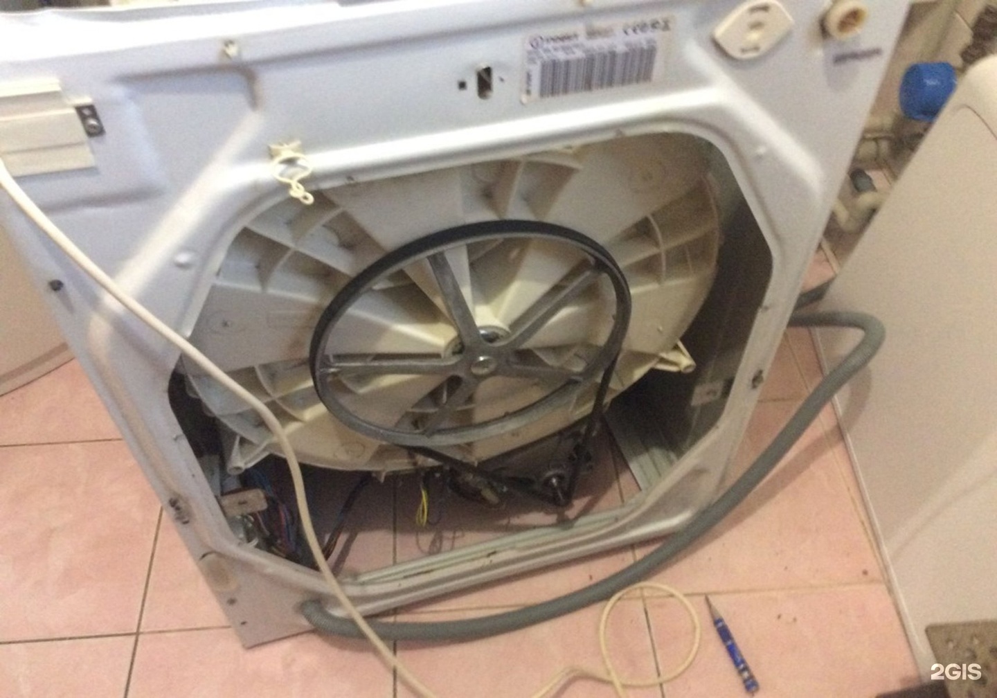 Ремонт стиральных машин индезит в москве. Стиральная машинка Ардо разобранная.