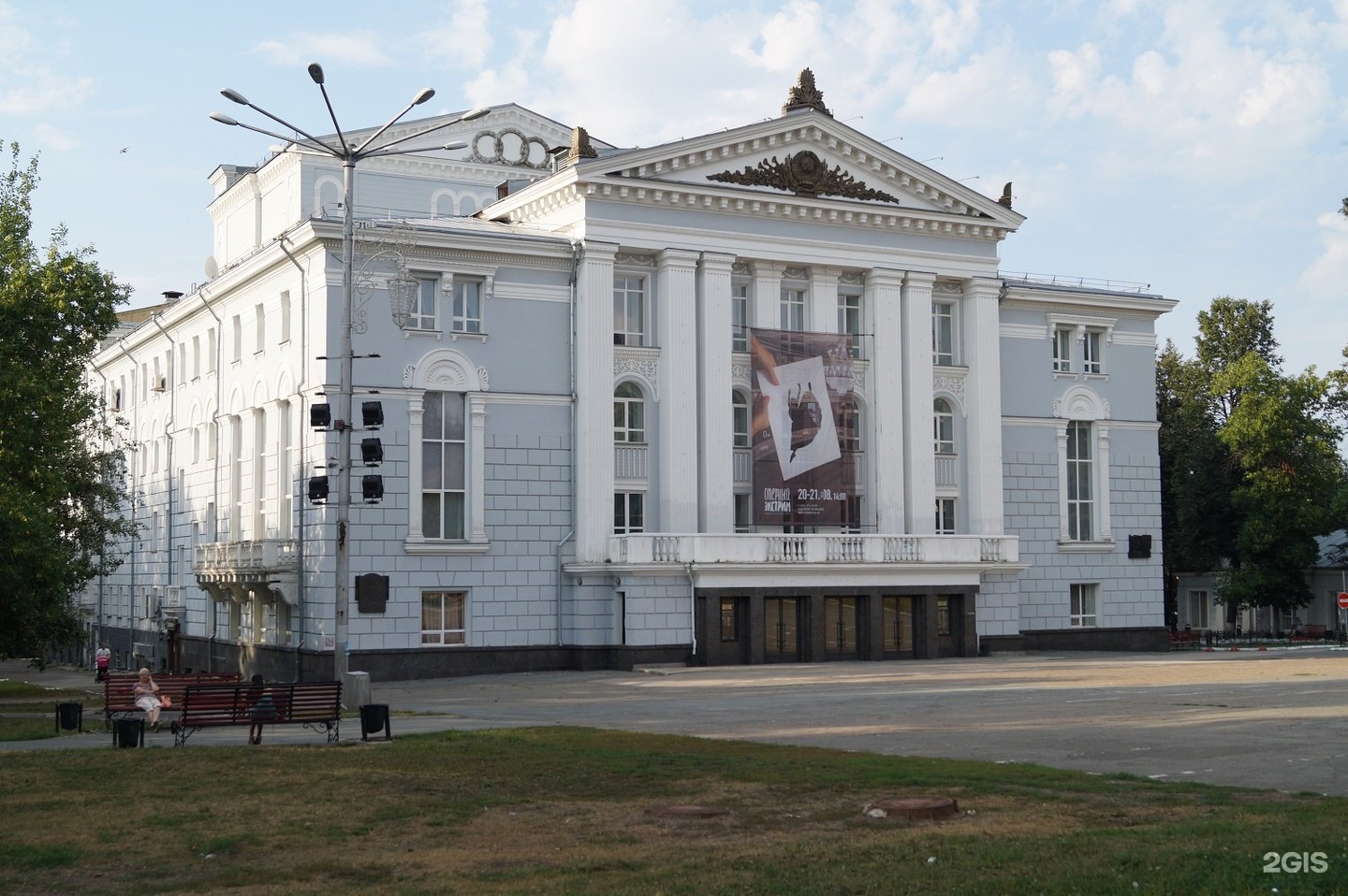 Театр чайковский фото