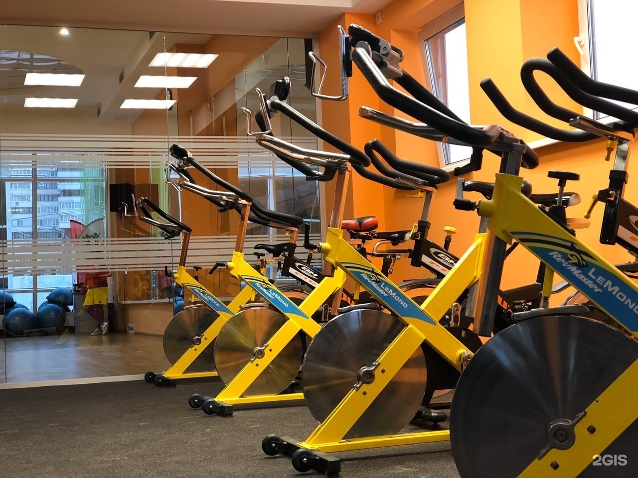 спортхолл, парковый пр. проспект парковый 58 а спорт холл. ,58а. спортхолл тренажерный зал. ,58а.