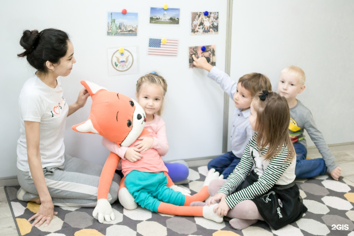 Уфа детский. Англоязычные дети Саратов. Русский язычный детские салон child and Chic в Барселоне.