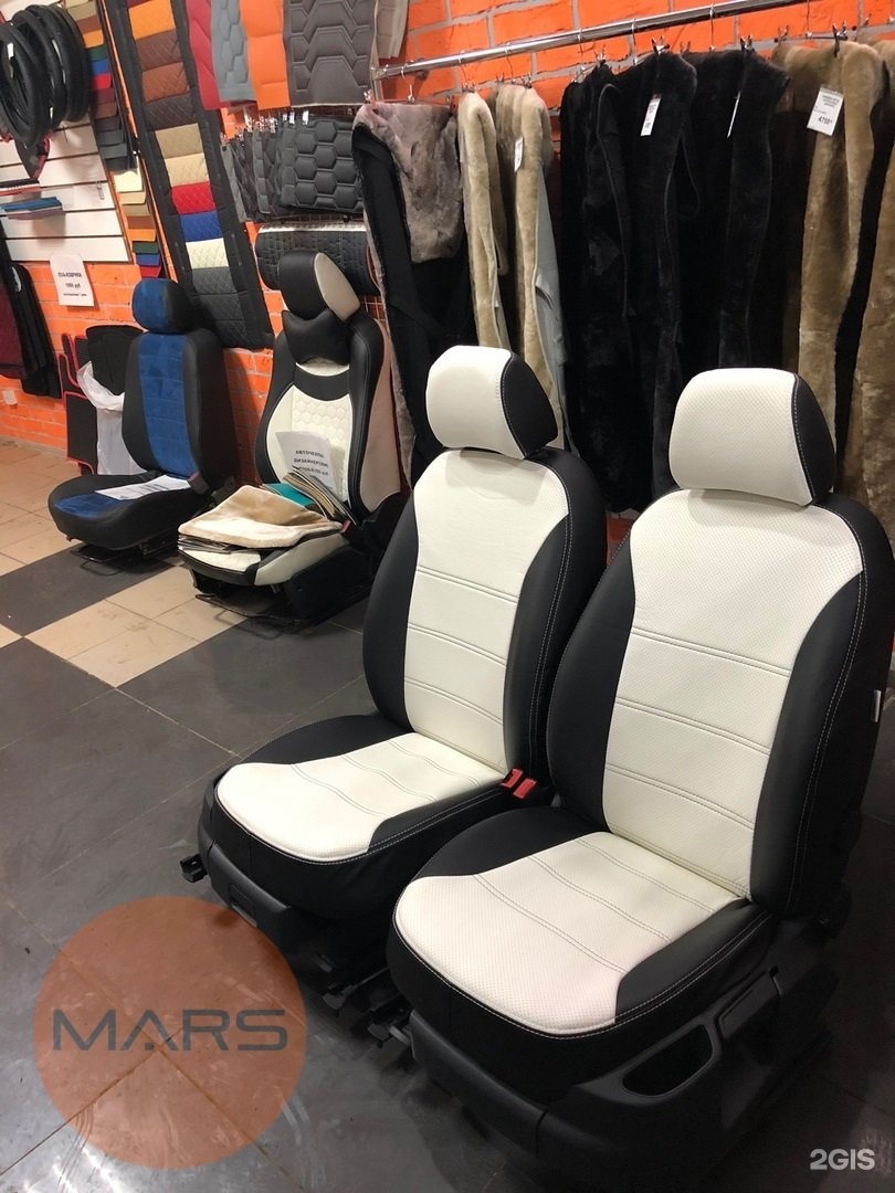 авточехлы 24 санкт-петербург. авточехлы казань. чехлы автомобильные с белой строчкой. хендай i30 перетяжка кожей с подушкой и без фото. синие чехлы на авто.