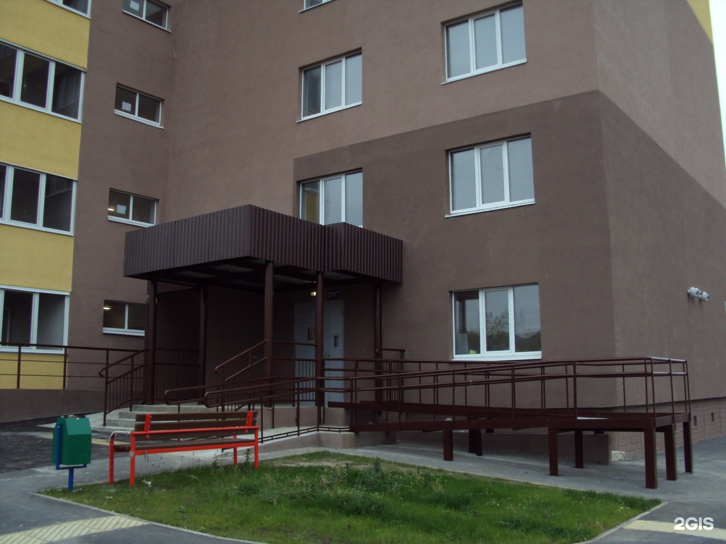 Жк гринвуд тольятти планировки. 70 лет октября 1/6. 70 лет октября 15 тольятти. Недвижимость 70 лет. Недвижимость 70 лет.