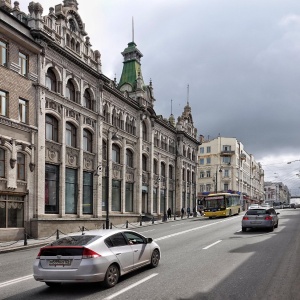 Фото от владельца Владивостокский ГУМ, торговый дом