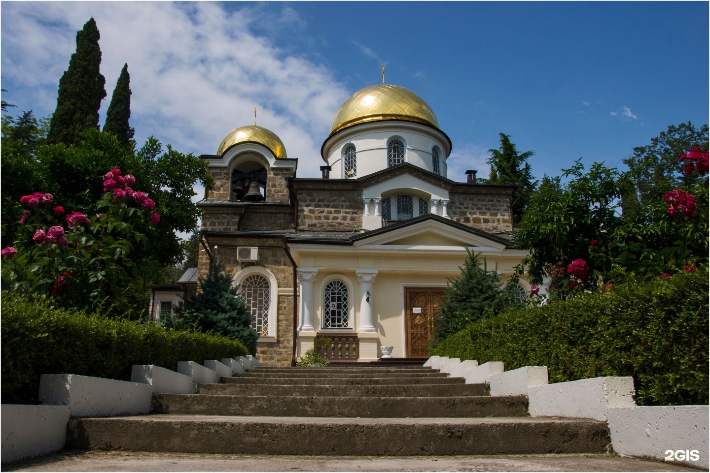 Сочи Церковь Архангела Михаила